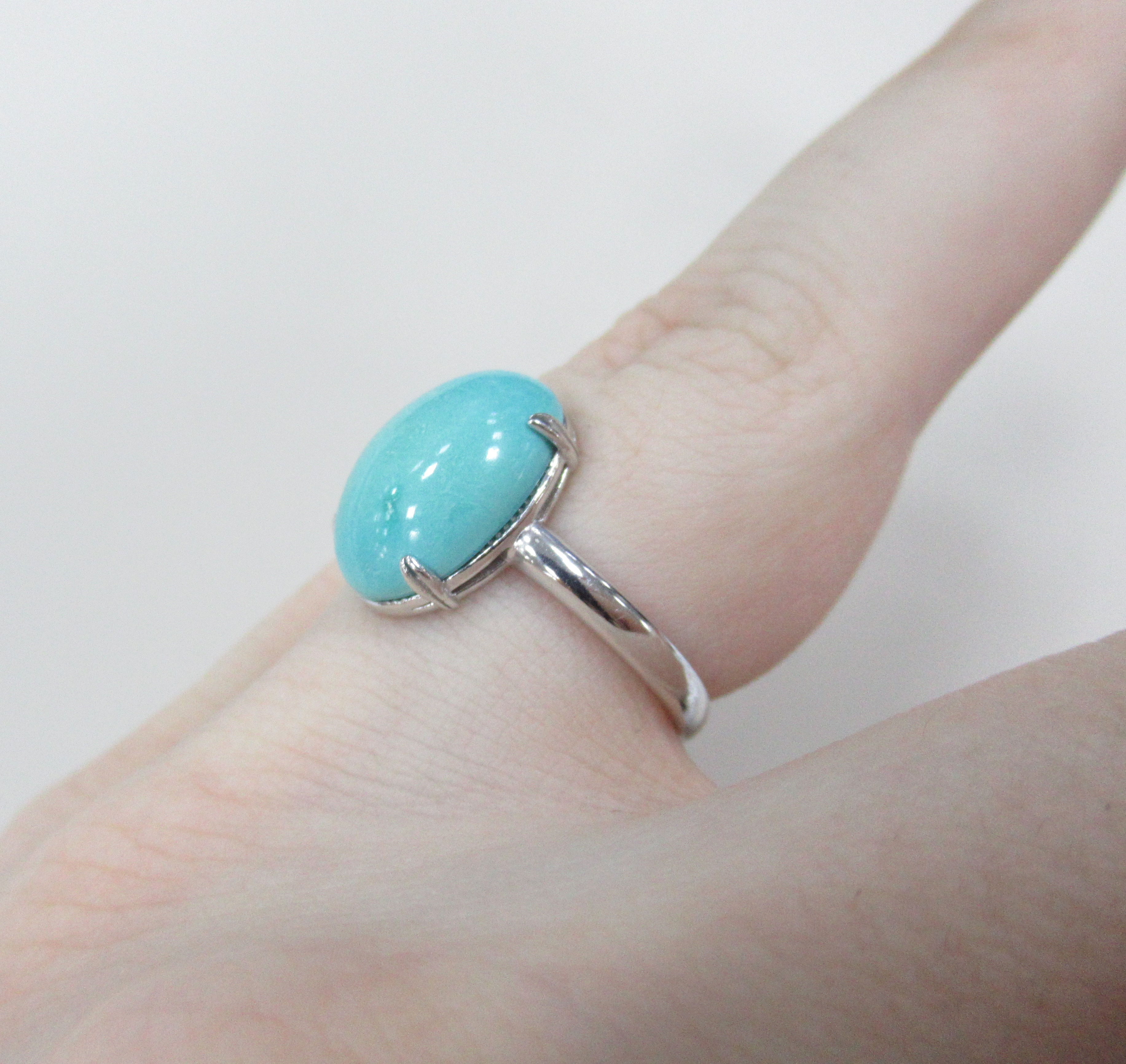 Серебряное кольцо с бирюзой